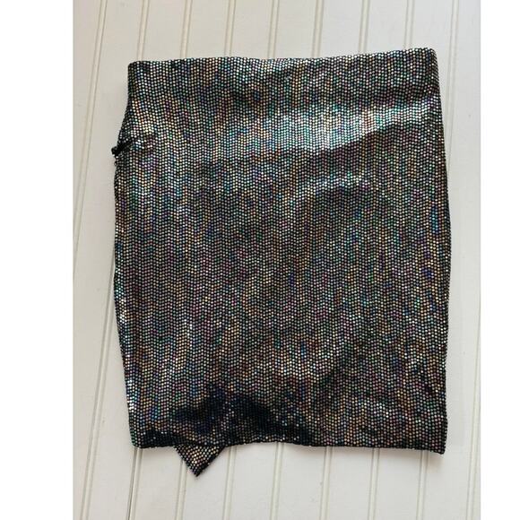 ASTR THE LABEL Layla Metallic Mini Skirt iridescent Sparkle Black Disco - Picture 6 of 8